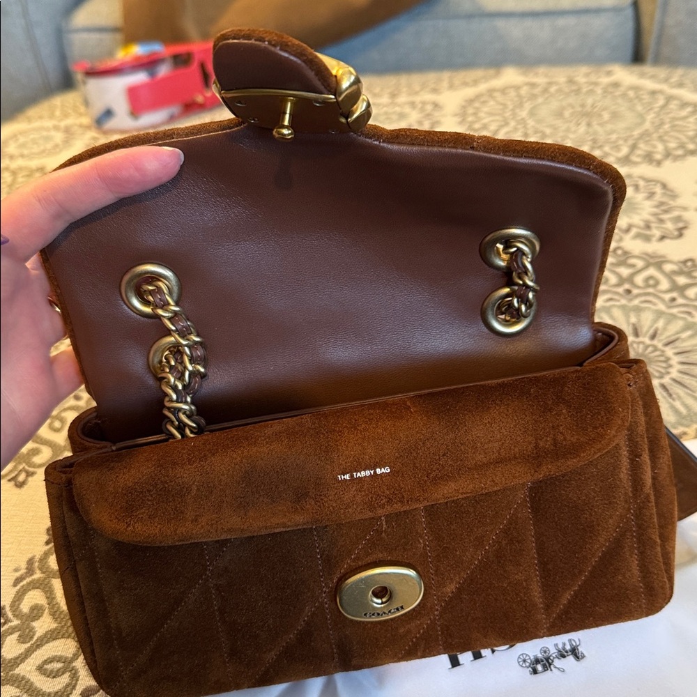 NWT coach suede tabby 20 - Picture 4 of 9